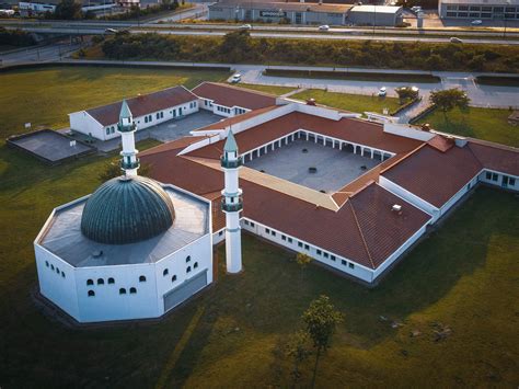 islamska zajednica malmö|Islamic Center i Malmö .